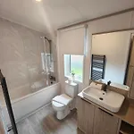 Loki\'S Retreat Lodge With Hot Tub